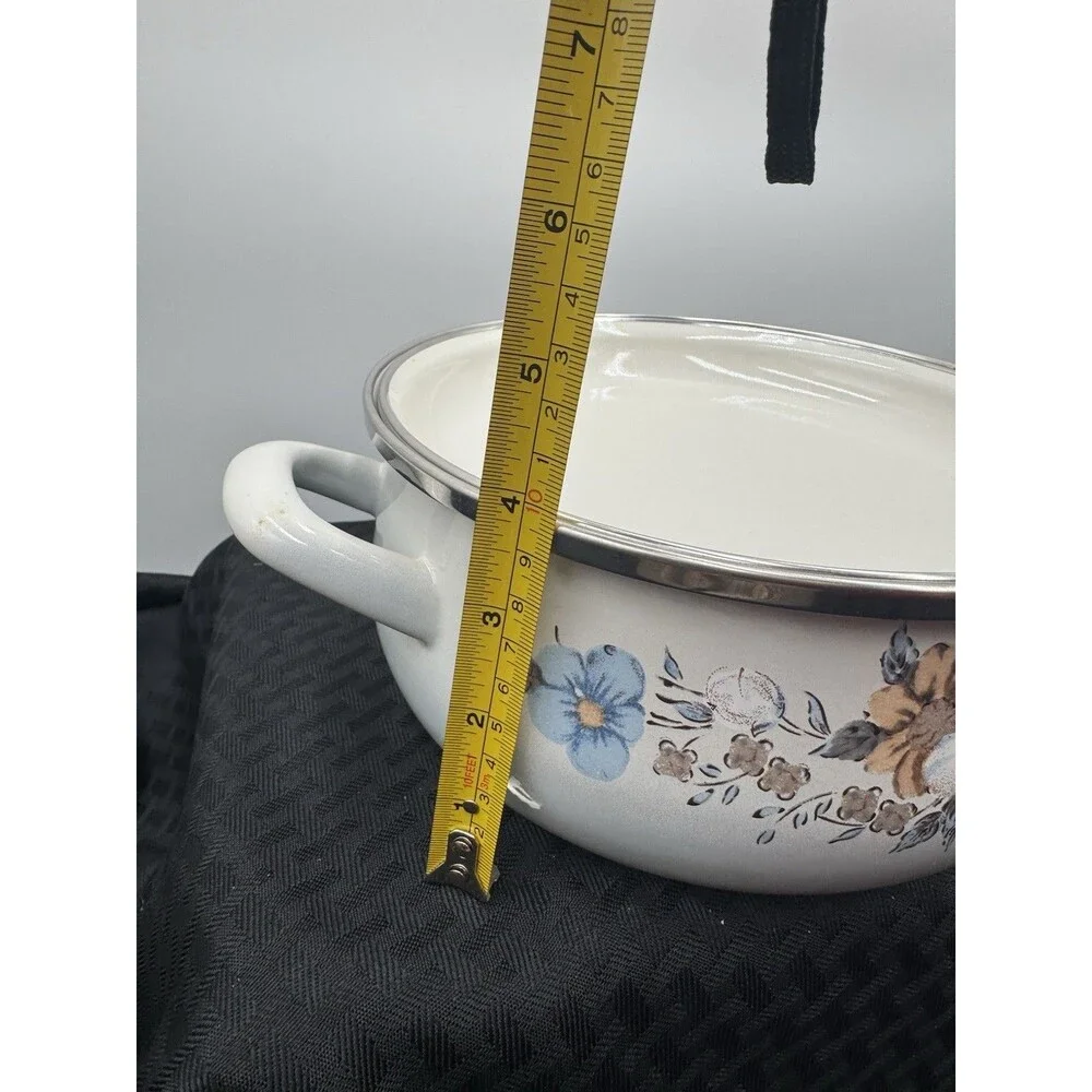 New In Box 3.5 Quart Enamel Dutch Oven